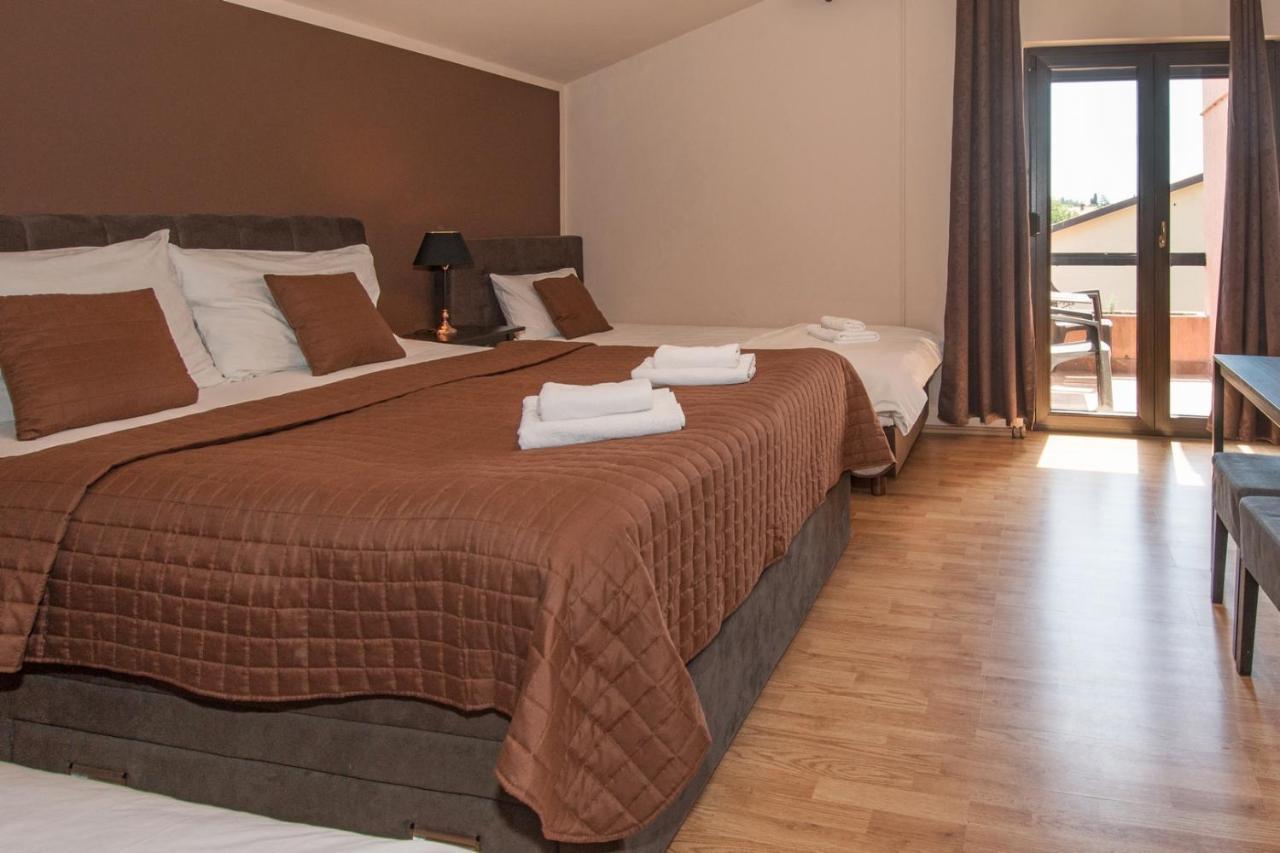 Bed & Breakfast Anita Медулин Экстерьер фото